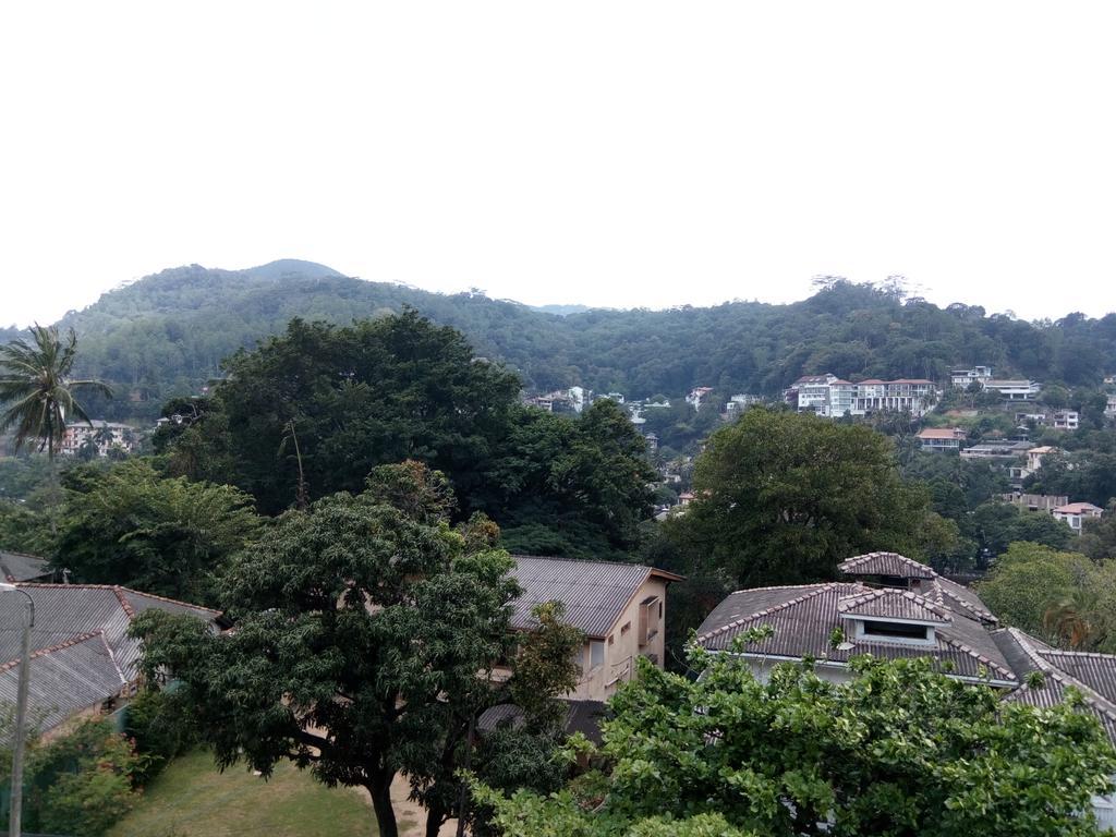 康提 The Garden Rest酒店 外观 照片